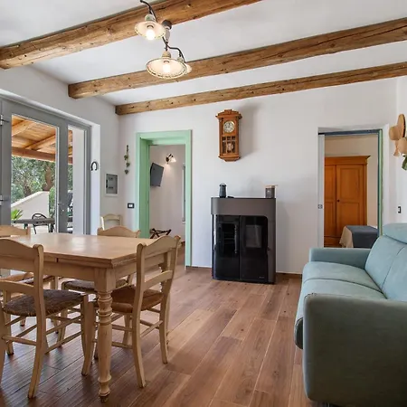 Trulli House Semesterbostad *